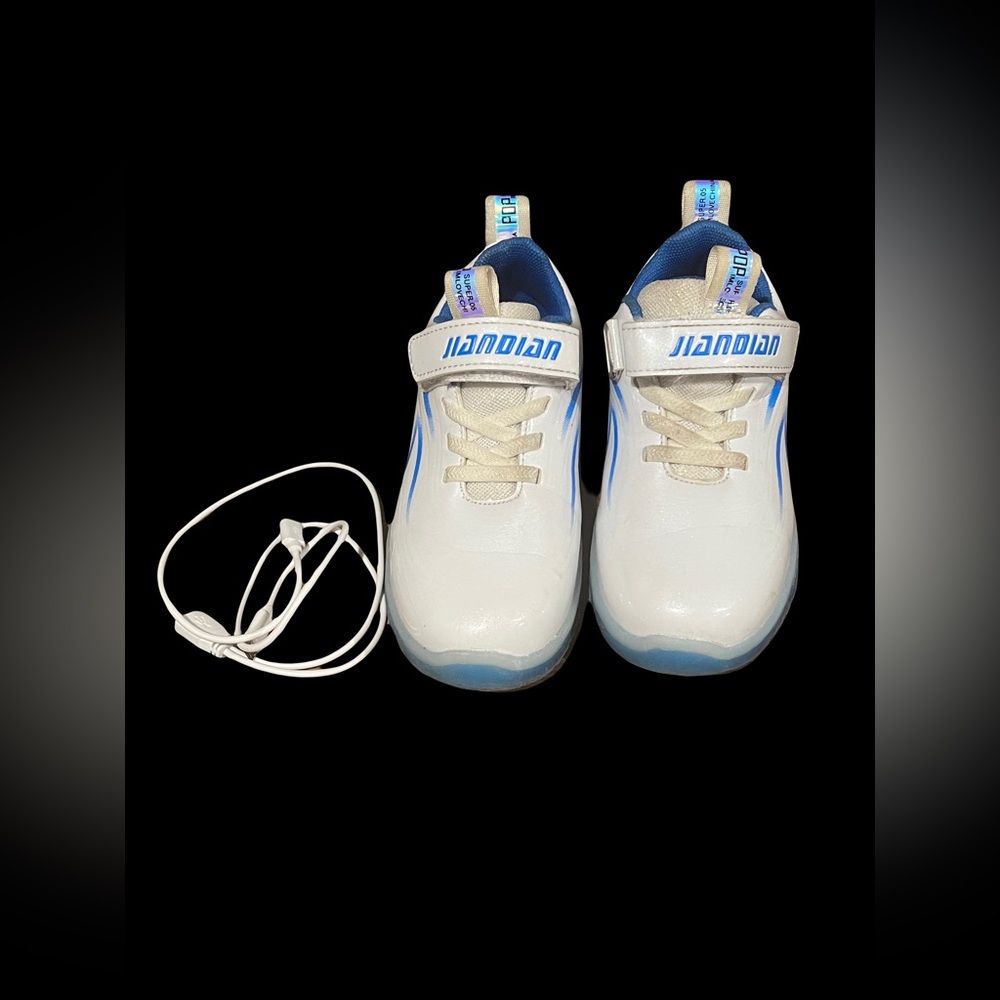 Little kids LIGHT UP SNEAKERS